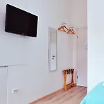 招待所 En-suite Iris On Rokova Street - 5 Min Walk To The Old Town Of